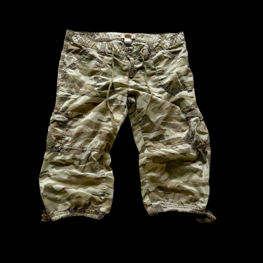 Y2K Op Ocean Pacific Camo Cargo Capri Pants 13 Olive Green Camouflage Cropped